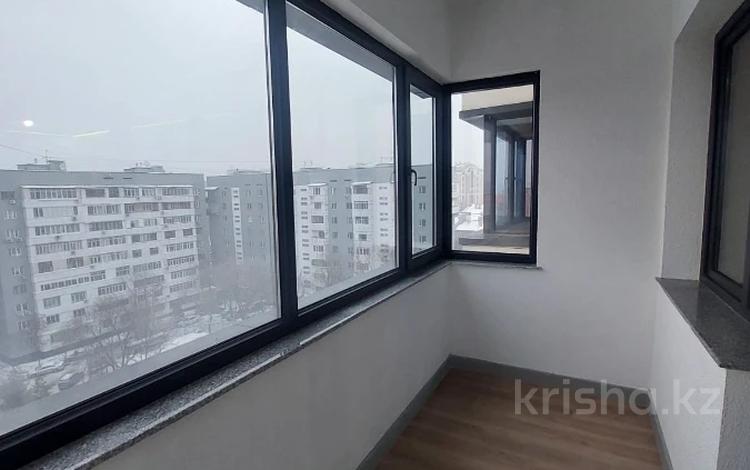 2-бөлмелі пәтер · 90 м² · 9/14 қабат, Мкр. Самал-3 15, бағасы: 90 млн ₸ в Алматы, Медеуский р-н — фото 2