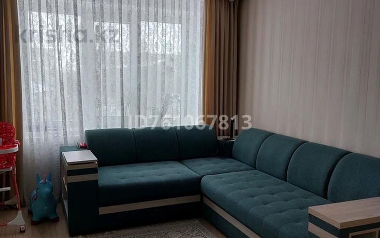 3-бөлмелі пәтер · 70.1 м² · 4/5 қабат, 4 ш/а 14, бағасы: 25 млн ₸ в Уральске, мкр 4 — фото 2