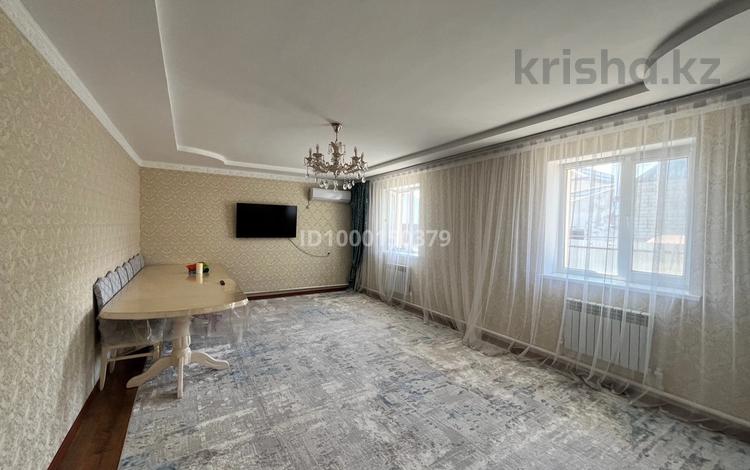 Отдельный дом · 4 комнаты · 159 м² · 10 сот., мкр Геолог, Курлышылар за 32 млн ₸ в Атырау — фото 2
