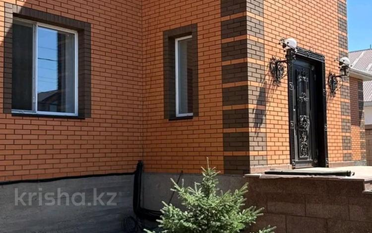 Отдельный дом · 7 комнат · 300 м² · 12 сот., Северный квартал за 155 млн ₸ в Косшы — фото 2