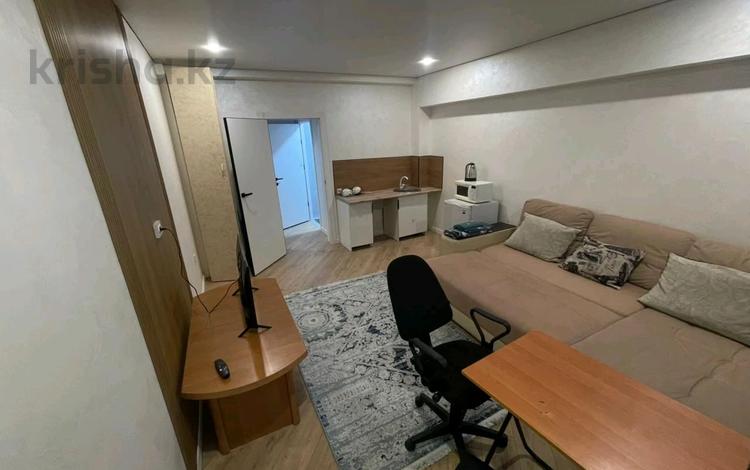 3-бөлмелі пәтер · 75 м² · 1/5 қабат, Уалиханова — Достык Қабанбай батыра, бағасы: 70 млн ₸ в Алматы, Медеуский р-н — фото 2