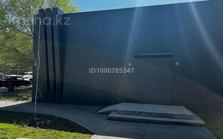 Офисы, магазины и бутики, склады, медцентры и аптеки · 165 м² за 1.5 млн ₸ в Алматы, Алмалинский р-н — фото 17