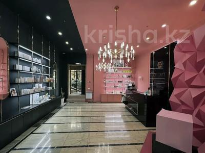 Свободное назначение, магазины и бутики, общепит, салоны красоты, фитнес и спорт, образование, развлечения, студии · 185.2 м² за ~ 2 млн 〒 в Алматы, Алмалинский р-н
