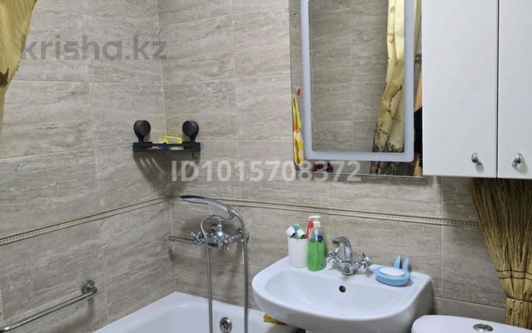 2-бөлмелі пәтер · 44 м² · 2/5 қабат, Айнабұлақ-3 ш/а. 91, бағасы: 35 млн ₸ в Алматы, Жетысуский р-н — фото 2