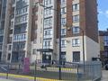 1-комнатная квартира · 55 м² · 2/9 этаж, мкр Жана Орда, Б.Жуманиязова 97 — Ресторан - ARNAU, Paris - Lounge bar. за 20 000 ₸ в Уральске — фото 11