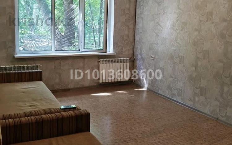 1-комнатная квартира · 33 м² · 1/5 этаж, мкр Айнабулак-3 за 170 000 ₸ в Алматы, Жетысуский р-н — фото 2