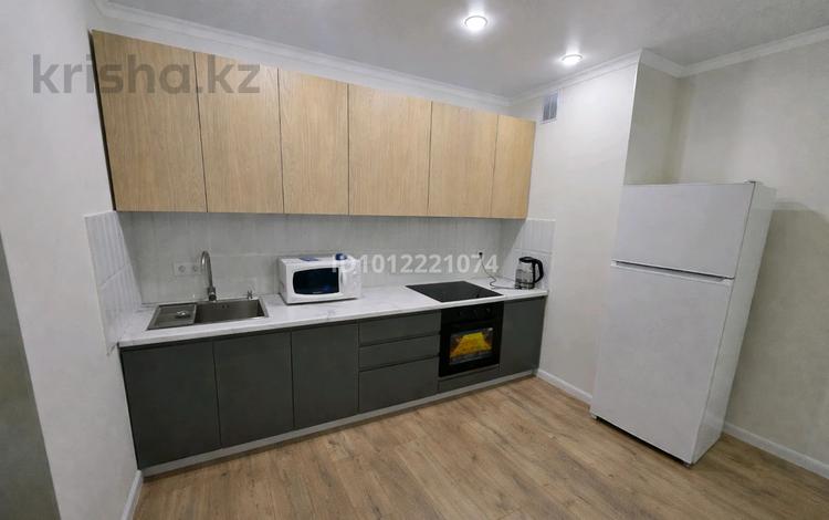 2-комнатная квартира · 50 м² · 10/12 этаж, Райымбека 210 за 45.5 млн ₸ в Алматы, Алмалинский р-н — фото 2