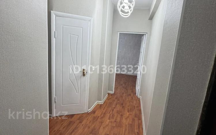 2-комнатная квартира · 50 м² · 8/9 этаж, мкр Алтай-1 77 — Рынок Алтай за 250 000 ₸ в Алматы, Турксибский р-н — фото 2