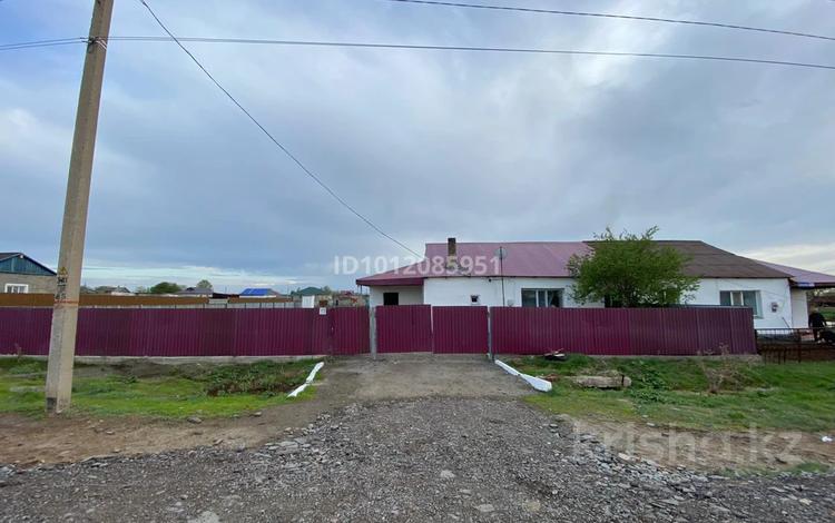 Жеке үй · 5 бөлме · 160 м² · 13 жүзд., Желтоқсан көш. 13, бағасы: 12 млн ₸ в Акмолинской обл. — фото 2