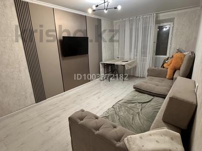 3-комнатная квартира · 61 м² · 4/5 этаж, Жекибаева 146 — Остановка Молодежка за 13.5 млн ₸ в Караганде, Алихана Бокейханова р-н