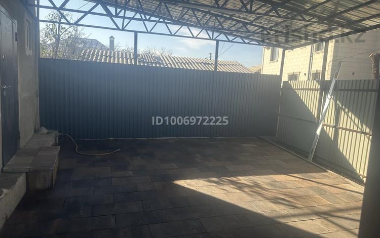 Үйдің бір бөлігі · 1 бөлме · 40 м², Колпаковского 78 — Район ташкентская джетысуйская, бағасы: 300 000 〒 в Алматы, Жетысуский р-н — фото 8