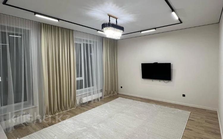 2-комнатная квартира · 83.3 м² · 4/8 этаж, Микрорайон Береке 142/1 за 67 млн 〒 в Костанае — фото 2