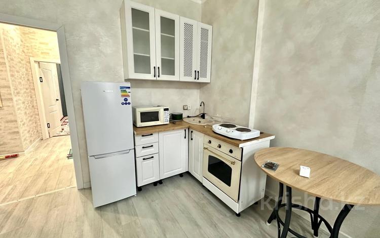 2-бөлмелі пәтер · 42.2 м² · 2/9 қабат, Жубан Молдагалиев 7, бағасы: 270 000 ₸ в Астане, Нура р-н — фото 2