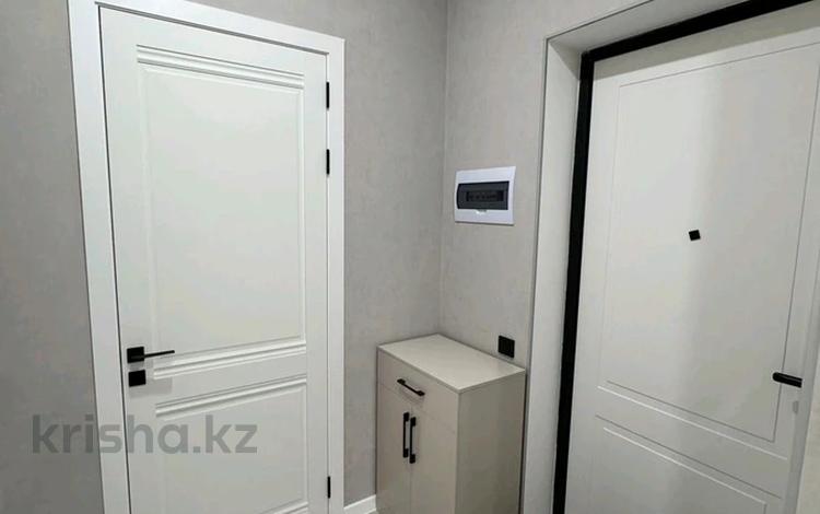 2-комнатная квартира · 61 м² · 14/14 этаж, Бухар Жырау 33 за 330 000 ₸ в Астане, Есильский р-н — фото 2