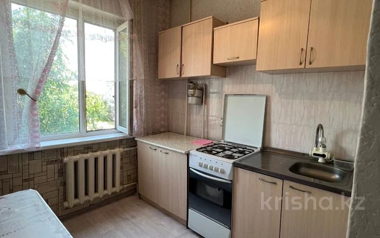 3-бөлмелі пәтер · 65 м² · 4/5 қабат, Воинская, бағасы: 14.2 млн ₸ в Таразе — фото 2