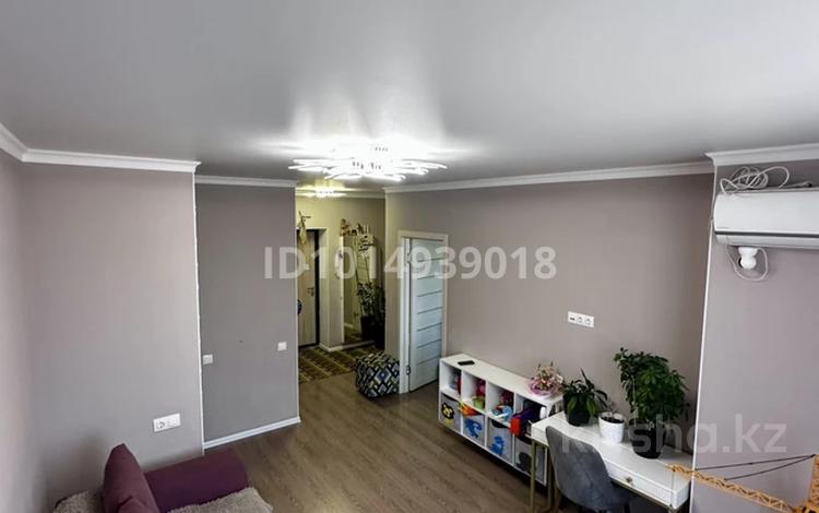 2-комнатная квартира · 62 м², Ж.Нажимеденова — А51 за 35.9 млн ₸ в Астане, Сарайшык р-н — фото 2