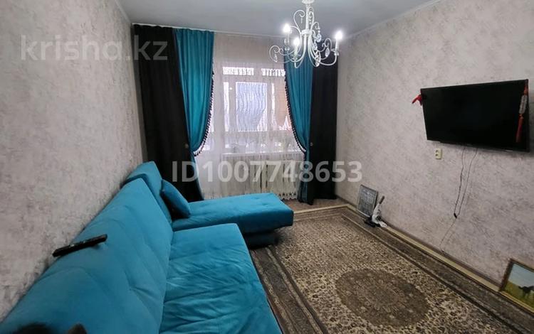 2-комнатная квартира · 50 м² · 4/9 этаж, Майкудук, Майкудук, 16й микрорайон 12 за 16 млн ₸ в Караганде, Алихана Бокейханова р-н — фото 2
