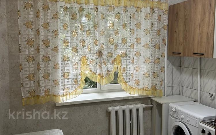 1-комнатная квартира · 34.3 м² · 2/3 этаж, мкр Алтай-1 8 — Майлина-Захарова за 170 000 ₸ в Алматы, Турксибский р-н — фото 2