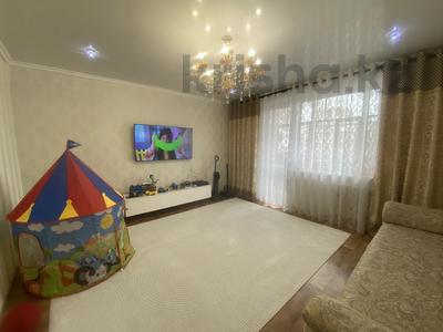 3-комнатная квартира · 65 м² · 3/5 этаж, Майкудук, мкр Восток-3 за 23 млн ₸ в Караганде, Алихана Бокейханова р-н