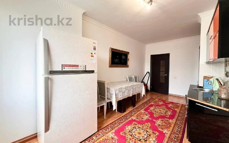 3-комнатная квартира · 88 м² · 9/12 этаж, Сауран 3/1 за 45 млн ₸ в Астане, Есильский р-н — фото 2