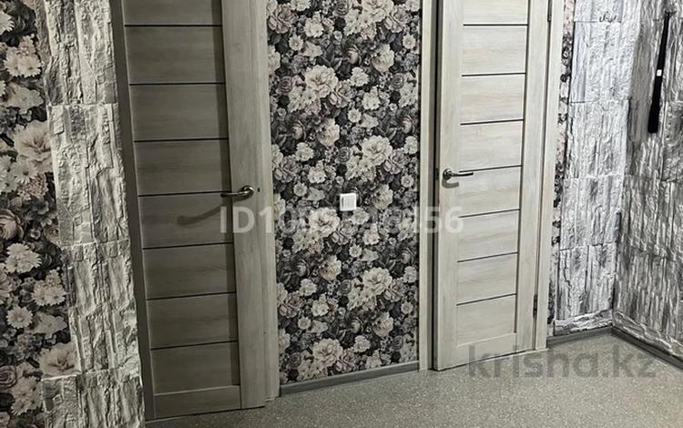 1-бөлмелі пәтер · 36 м² · 3/9 қабат, Назарбаева 119, бағасы: 2 500 〒 в Усть-Каменогорске, Ульбинский — фото 2
