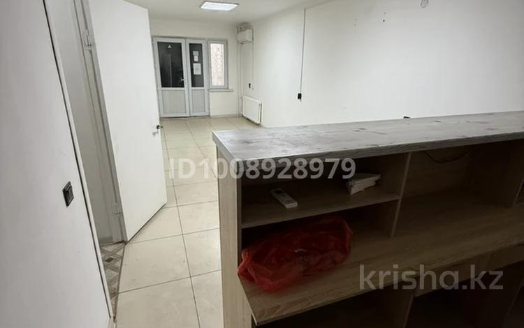 Еркін, кеңселер, дүкендер мен бутиктер · 48 м², бағасы: 20 млн ₸ в  — фото 3