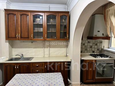 3-бөлмелі пәтер · 72 м² · 2/9 қабат, Ақсай-2 ш/а., бағасы: 300 000 ₸ в Алматы, Ауэзовский р-н