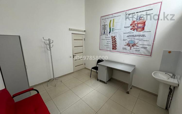 Медцентры и аптеки · 20 м² за 85 000 ₸ в Шымкенте, Абайский р-н — фото 2
