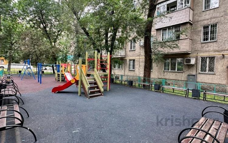 2-комнатная квартира · 42 м² · 1/4 этаж, мкр №3 за 25 млн ₸ в Алматы, Ауэзовский р-н — фото 2