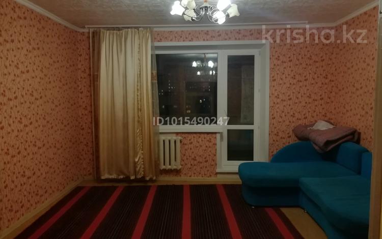 1-комнатная квартира · 42 м² · 8/10 этаж, Майкудук, мкр Голубые пруды 6 за 13.7 млн ₸ в Караганде, Алихана Бокейханова р-н — фото 2