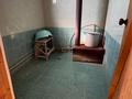 Отдельный дом · 2 комнаты · 174 м² · 10 сот., мкр Бирлик-2, Сейтек күйші 75 — Трасса Доссор за 17 млн ₸ в Атырау — фото 12