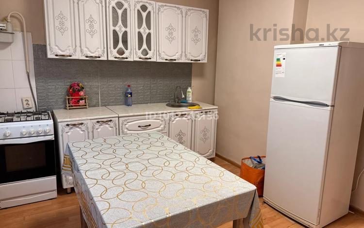 1-бөлмелі пәтер · 50 м² · 5/5 қабат, мкр Нурсая — Ресторан Самал, бағасы: 150 000 ₸ в Атырау — фото 3