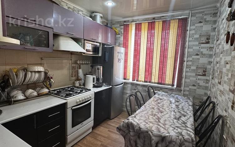 3-комнатная квартира · 66.9 м² · 6/9 этаж, чернышевского 110/1 за 17.5 млн ₸ в Темиртау — фото 2