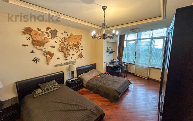 6-комнатная квартира · 255 м² · 5/6 этаж, Ботанический Сад за ~ 300 млн ₸ в Алматы — фото 2