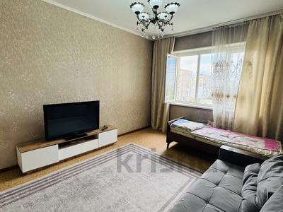 3-комнатная квартира · 70 м² · 8/9 этаж, мкр Аксай-4 81 — Ул.Улыкбека Саина за 41.5 млн ₸ в Алматы, Ауэзовский р-н