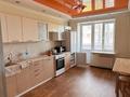 2-комнатная квартира · 80 м² · 4/5 этаж, мкр Астана за 150 000 ₸ в Уральске — фото 9