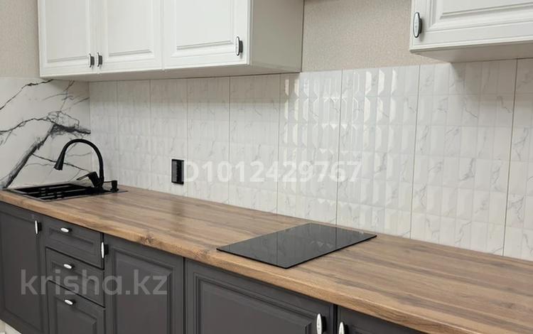 3-комнатная квартира · 94 м² · 7/12 этаж, Сыганак 1 за 300 000 ₸ в Астане — фото 16