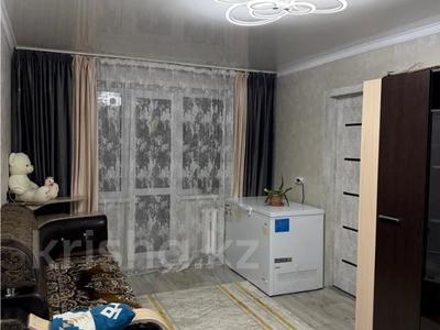 2-комнатная квартира · 45 м² · 5/5 этаж, Майкудук, 12й микрорайон за 11.5 млн ₸ в Караганде, Алихана Бокейханова р-н