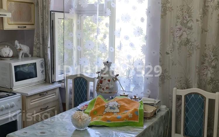2-комнатная квартира · 42 м² · 4/4 этаж, Маметовой — Абылай хана за 38 млн 〒 в Алматы, Алмалинский р-н — фото 2