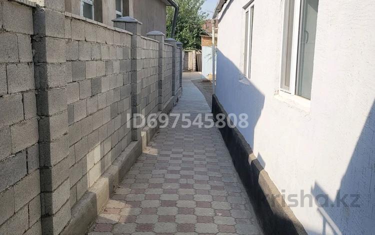 Отдельный дом · 4 комнаты · 100 м² · 6 сот., Сенкібай батыр 15а за 30 млн ₸ в Таразе — фото 2