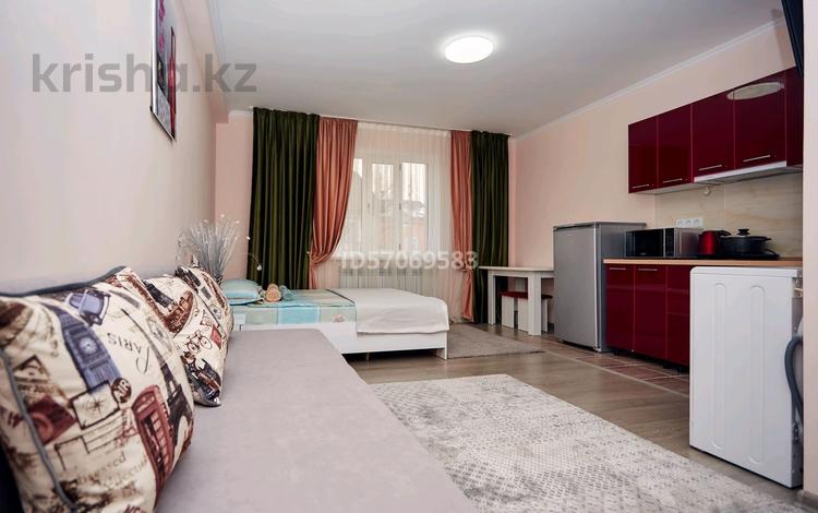 1-комнатная квартира · 30 м² · 2/3 этаж, мкр Акбулак, Сарытогай 19 за 17 000 ₸ в Алматы, Алатауский р-н — фото 7