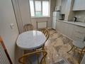 2-комнатная квартира · 56 м² · 3/5 этаж, 8-й микрорайон 10 за 15 000 ₸ в Шымкенте, Туран р-н — фото 3