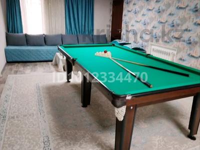 Дом · 8 комнат · 400 м², Бозбиик 6 — Начало сейфулина за 120 000 ₸ в Астане, Сарыарка р-н