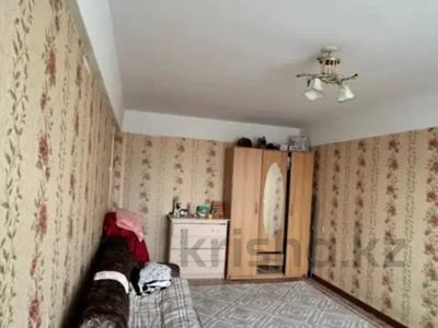 1-комнатная квартира, 34 м², 2/5 этаж, Жастар 37/1 за 13.5 млн 〒 в Усть-Каменогорске