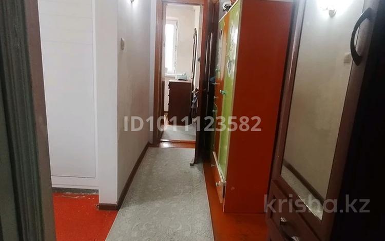 3-бөлмелі пәтер · 60 м² · 2/2 қабат, Жарлыкол 68 — Жилой массив Маятас, бағасы: 10 млн ₸ в Шымкенте, Енбекшинский р-н — фото 2