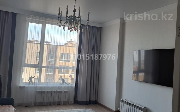 2-комнатная квартира · 65 м² · 10/12 этаж, Санжара Асфендиярова 4 за 43 млн ₸ в Астане, Нура р-н — фото 2