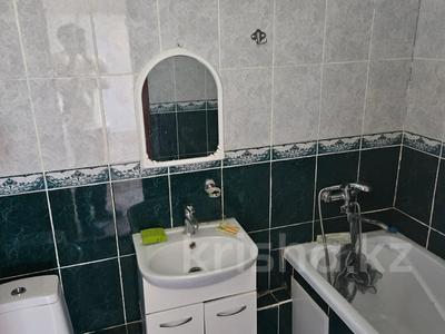 1-комнатная квартира · 35 м² · 8/10 этаж, мкр Аксай-3А 88 — Толе би за 18.9 млн ₸ в Алматы, Ауэзовский р-н