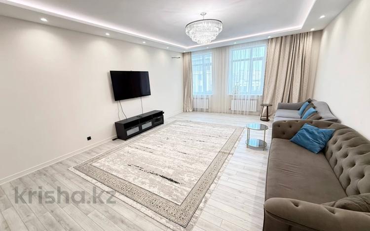 3-комнатная квартира · 130 м² · 10/15 этаж, Керей и Жанибек хандар 14/2 — Ботанический сад за 100 млн ₸ в Астане, Есильский р-н — фото 12