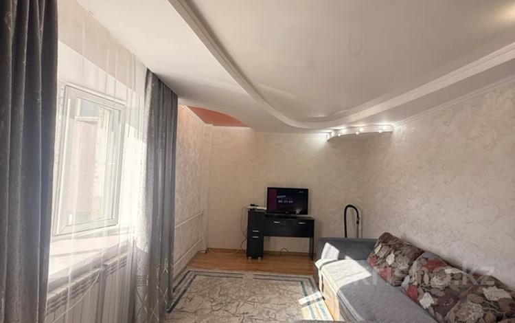 3-комнатная квартира · 100 м² · 3/5 этаж, Сатпаева 29/1 — КШТ за 25 000 ₸ в Усть-Каменогорске — фото 2