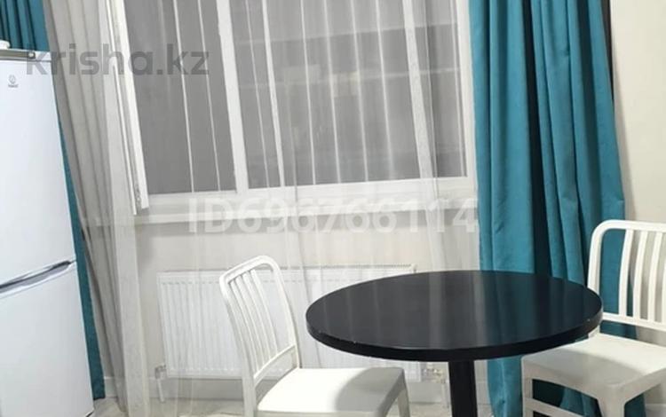 1-комнатная квартира · 40 м² · 10/16 этаж, Тауелсиздик 34/2 за 230 000 ₸ в Астане, Алматы р-н — фото 2